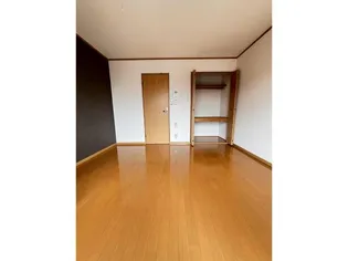 フェヴァリーF【2階】の居間