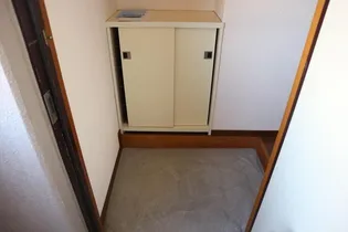 エンジェリック木原【2階】の玄関