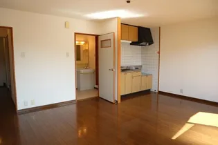 エンジェリック木原【2階】の居間