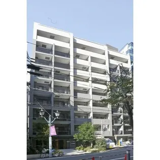 東京都新宿区新宿1【マンション】の外観