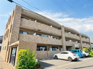 ma cherie【3階】の外観