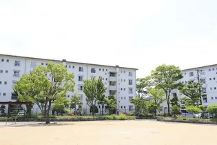 UR鈴蘭台第一【4階】の外観