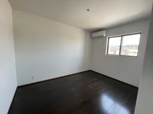 ひよりレジデンス岩井【2階】の内装