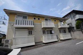 ピア・アベニューIII【1階】の外観