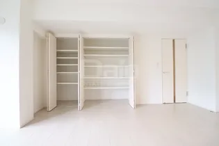 サンリベラ・プライム天神大名レジデンス【5階】の内装