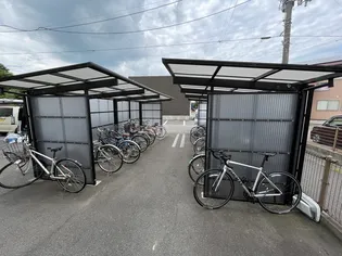 プラザ ドゥ ミューザ【1階】の地図