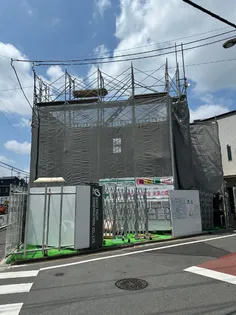 ドゥー・アヴェニール【2階】の外観