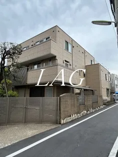 カピートロ【3階】の外観