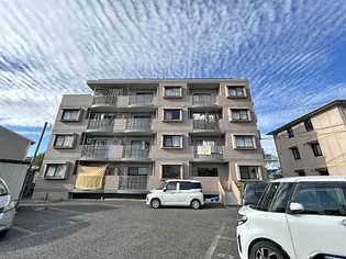 エストランドビルの画像