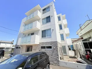 リベルティ西岡【3階】の外観