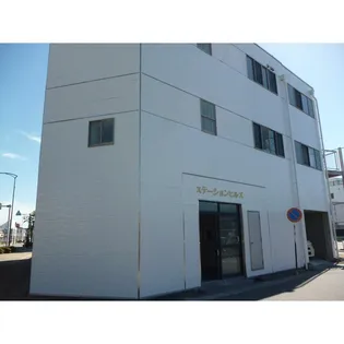 ステーションヒルズ【3階】の外観