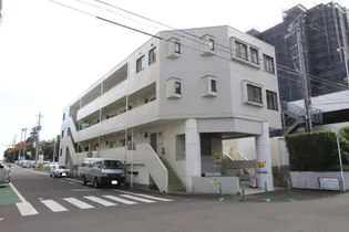 コンフォートレジデンス【2階】の外観