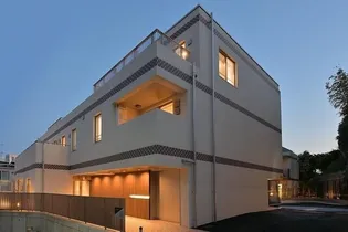 クラリティア横濱反町の外観