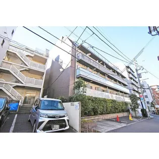 東京都新宿区西五軒町【マンション】の外観