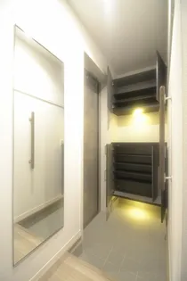 エターナルウッド【1階】の玄関