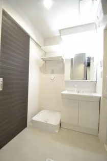 エターナルウッド【1階】の内装