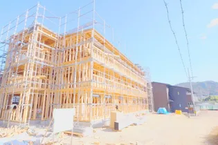 広島県広島市佐伯区五日市町大字石内【アパート】の外観