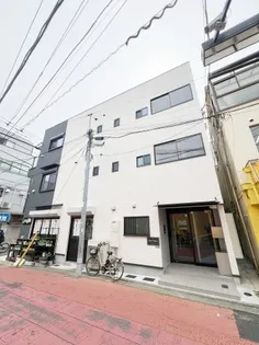 ベルサード【3階】の外観