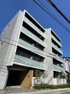 東京都新宿区西落合2【マンション】の外観