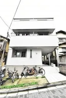プラージュ早稲田【2階】の外観