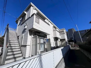 神奈川県茅ヶ崎市赤松町【アパート】の外観