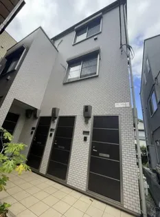 東京都渋谷区本町5【アパート】の外観