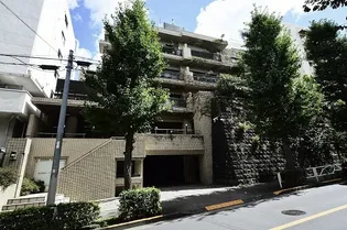 ホメストイーストヒルズ【2階】の外観