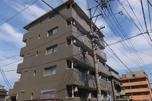 ビッグロード【1階】の外観