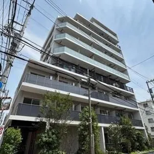東京都新宿区西落合2【マンション】の外観