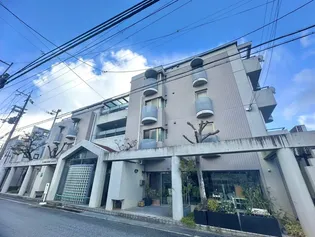 ペンコート芦屋【3階】の外観