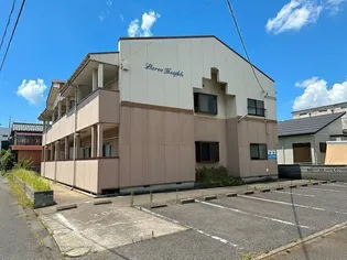 新潟県五泉市緑町【アパート】の外観