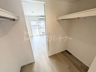 タウニーハウス【2階】の内装