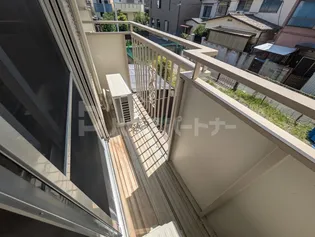 タウニーハウス【2階】の内装