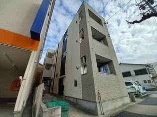 カーネルビレッジ【1階】の外観