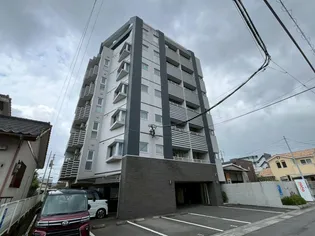 ビ シャインの画像