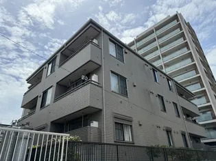 エクレールB棟【3階】の外観