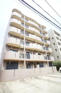 アラモード メゾンの画像