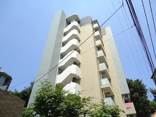 東京都世田谷区給田3【マンション】の外観