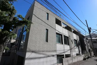 サンハウス【1階】の外観