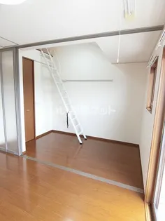 エスプワール城之内【2階】の内装