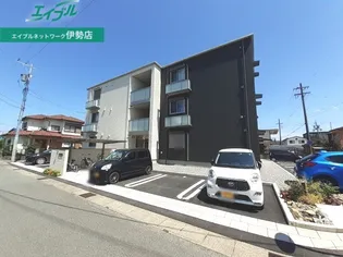 シャーメゾンステージ船江【1階】の外観