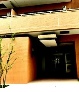 東京都新宿区西五軒町【マンション】の外観