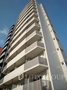 コンシェリア西新宿【4階】の外観