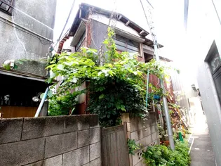 いづみ荘【2階】の外観