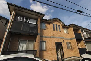 ピース18小松島【2階】の外観