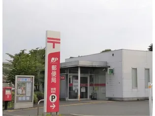 トゥー・ル・モンドの周辺