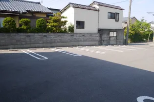 リヤン【1階】の地図