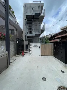 DECOR BLOCCO 二子新地の画像