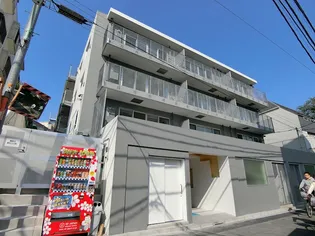 東京都渋谷区初台2【マンション】の外観