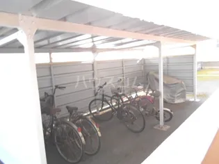 エミュールマンション【1階】の地図